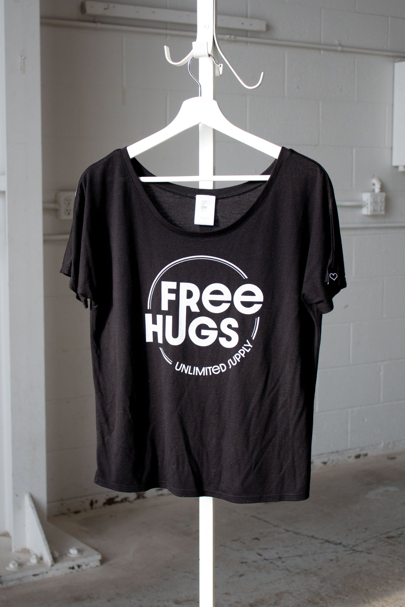 Sample Sale - Free Hugs Women's Slouchy T-Shirt